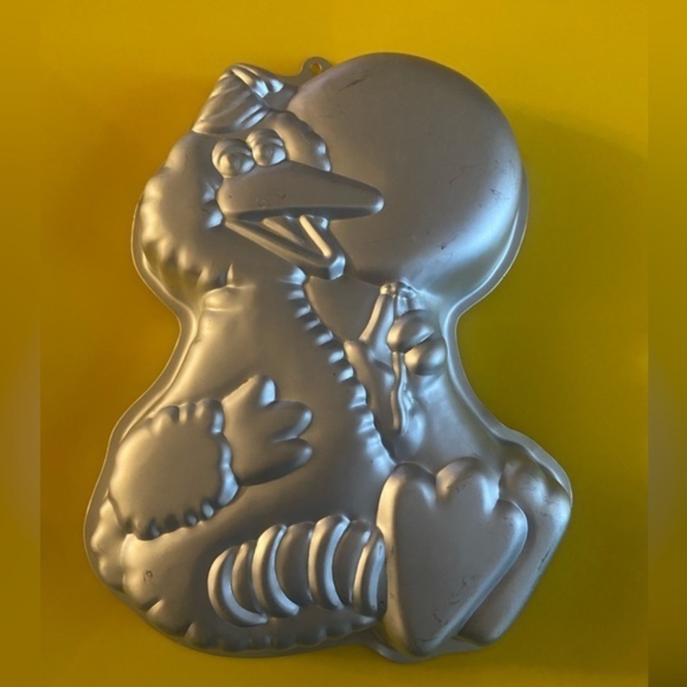 Vintage 1983 Wilton Big Bird Cake Pan Sesame Street Baking Tin Cooking Mold